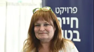 פרופ' גליה רהב בתרגיל סימולציה של הגעת החיסונים. בית חולים שיבא, תל השומר, 10 בדצמבר 2020