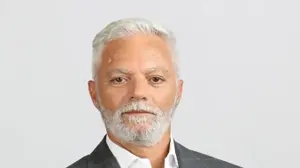 איתן יוחננוף