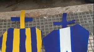 ה"תפאורה" האנטי ישראלית של אוהדי אול בויס