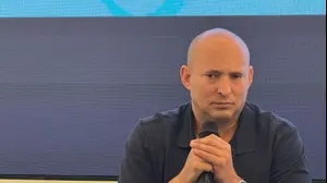 נפתלי בנט בכנס ״החרדים והישראלים״, 18 במרץ 2025