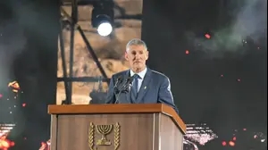 יאיר גולן בעצרת יום הזיכרון לשואה ולגבורה, קיבוץ יד מורדכי, 23 באפריל 2025