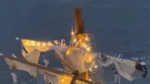 ספינה של הצי המקסיקני שנתקעה בגשר ברוקלין בניו יורק, 18 במאי 2025