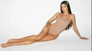 דיאן שוורץ בקמפיין סקימס לטרמינל X