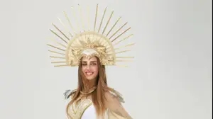 מייה שם בתפקיד משחק ראשון