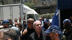 ראש הממשלה בנימין נתניהו בזירה בבת ים