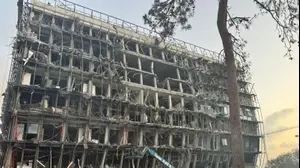 ההרס במכון ויצמן רחובות מפגיעה של טילים איראניים, 15 ביוני 2025