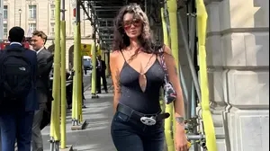 פרידה עוזיאל לובשת דיזל