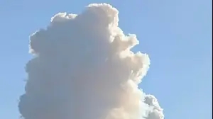 תיעוד איראני- תקיפה של חיל-האוויר לעבר בסיס צבאי בעיר כרג', מערבית לבירה טהראן. 18 ביוני 2025