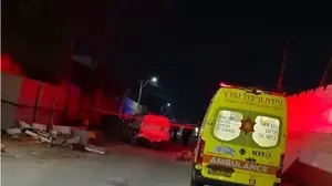 צוותי מגן דוד אדום בזירת הרצח בתל שבע