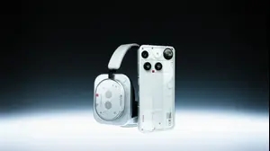 ה-Nothing Phone 3 והאוזניות Headphone (1)