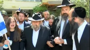 מאות ליוו את משפחתו של החייל משה שמואל נול בדרכה לבית העלמין