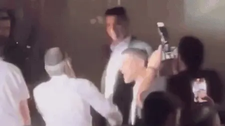 השר בצלאל סמוטריץ' רוקד בהופעה של אברהם פריד