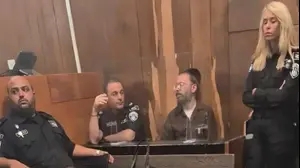 ישראל פריי במדי אסיר ביטחוני