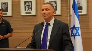 יו"ר ועדת חוץ וביטחון, יולי אדלשטיין בהצהרה לתקשורת על בחוק הגיוס, 15 ביולי 2025