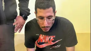 דיון הארכת מעצר המורה החשוד באונס, פתח תקווה, 25 באוגוסט 2025