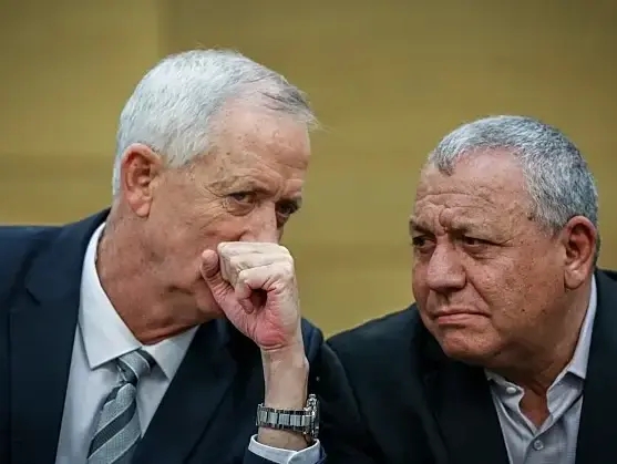 גדי איזנקוט, בני גנץ
