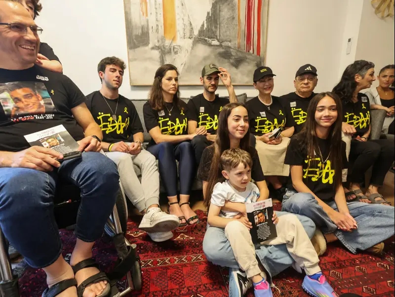 משפחתו של עידן אלכסנדר ממתינה לשובו, 12 במאי 2025