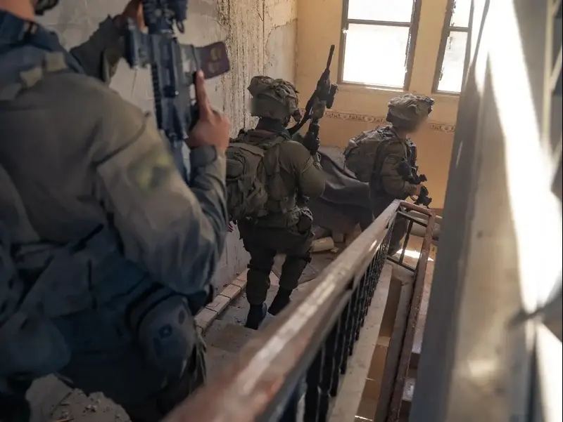 פעילות של צוות הקרב של חטיבת הצנחנים ברצועת עזה

31 במאי 2025