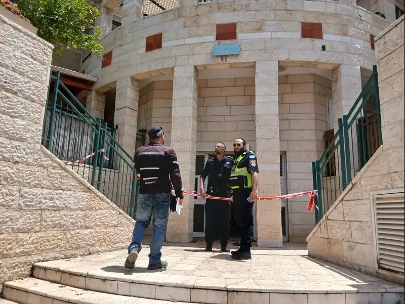אם כבת 50 ובנה כבן 10, נספו בשריפה בבניין מגורים, מודיעין. 1 ביוני 2025