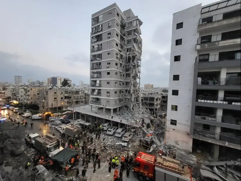 פגיעה ישירה בבנין משיגור טילים מאיראן, 15 ביוני 2025