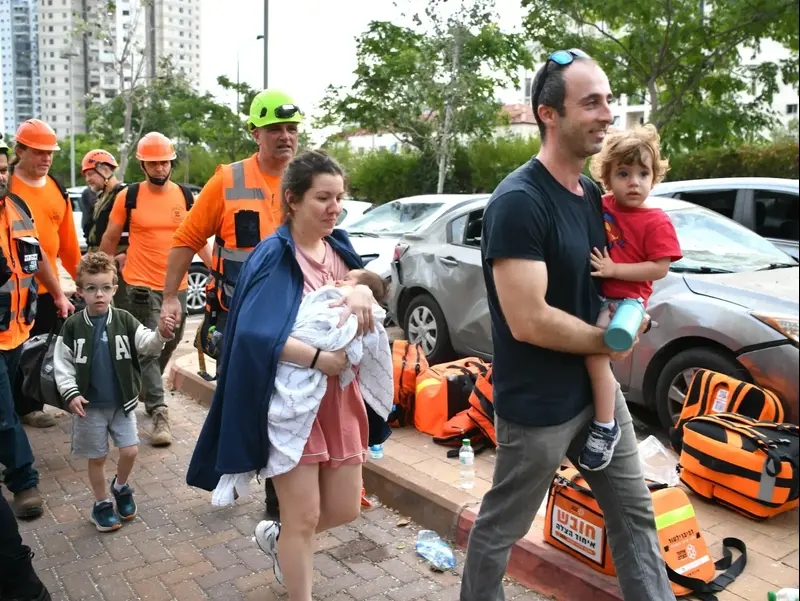 זירת נפילה טילים ששוגרו מאיראן,16 ביוני 2025