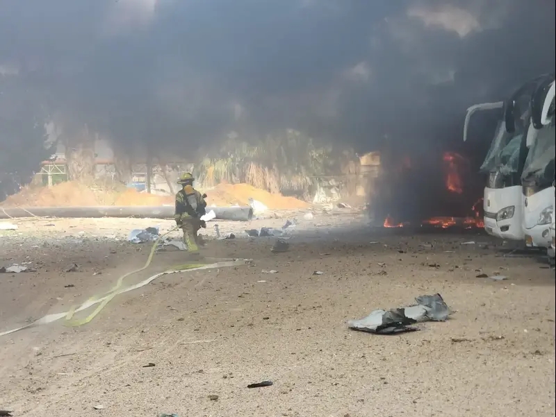 פגיעה באוטובוס בהרצליה מהמטח באיראן
17.6.25
