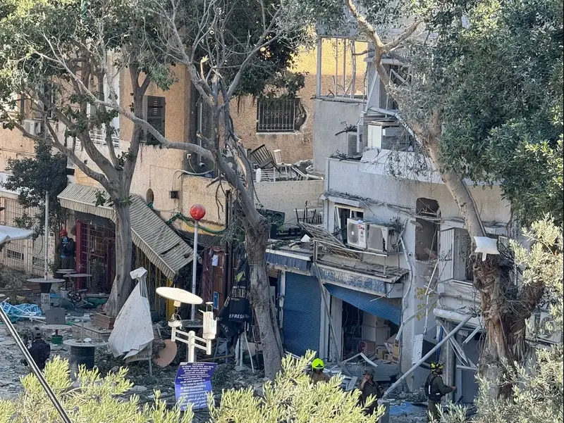 "נמות יחד": כשיהודים ומוסלמים התמגנו בכנסייה