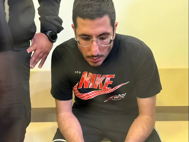 זה המורה החשוד באונס תלמידתו מאז שהייתה בת 12