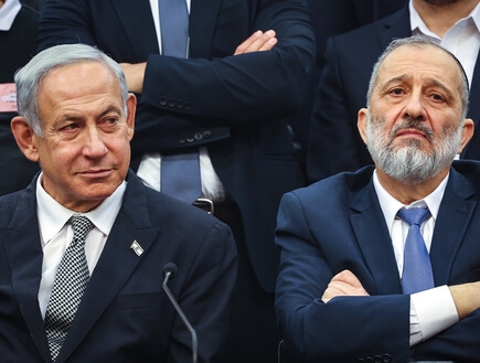 ההחלטה של ש"ס שעשויה דווקא לשמור על הקואליציה