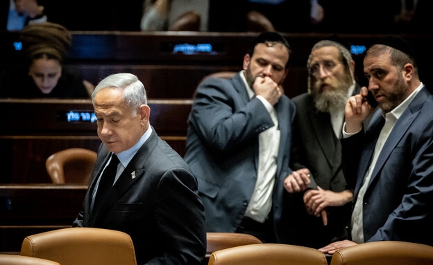 בנט מוביל, רוב הציבור לא רוצה חרדים בקואליציה