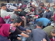 בעולם מהדהדים דיווחים בעזה: "30 נהרגו מירי בחלוקת סיוע"