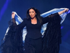 רגע האמת: יובל רפאל על הבמה הגדולה באירופה