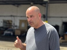 שיחת האיומים שקיבל לא אחר ממובילי המחאה נגד דמי החסות