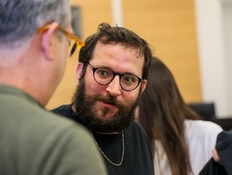 העימות בין הח"כ לשעבר לאוריך הידרדר לכיוון לא צפוי