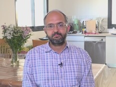 התינוק שניצל, הקצין וצירוף המקרים הבלתי-נתפס