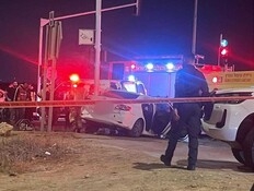 תאונת דרכים קשה בנגב: גבר ונער כבן 14 נפצעו אנוש