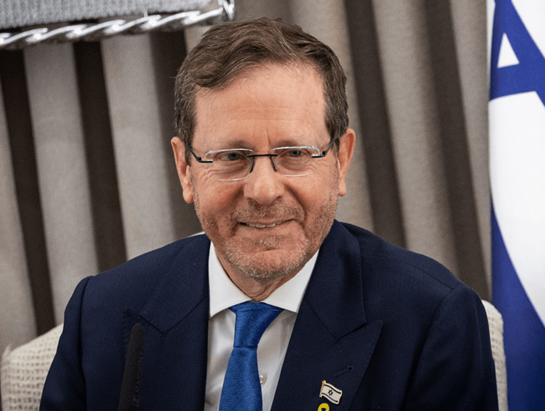 "מה גורם להרצוג לשרת את נתניהו? את זה תבדוק ביניהם"