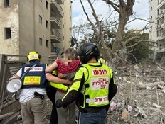 שני מטחים רצופים מאיראן: כ-30 טילים שוגרו, 23 נפצעו