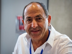 מתרחב לחו"ל: הצעד המשמעותי של רמי לוי