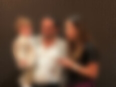 5 ילדים נשארו בלי אבא ואמא: המעצר ההזוי של זוג הישראלים