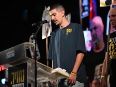 "האחים והאחות שלי עוד שם קשורים ורעבים - עד מתי?"