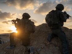 מחבל הניף דגל לבן, התחזה לחטוף - וניסה לפגוע בלוחמים